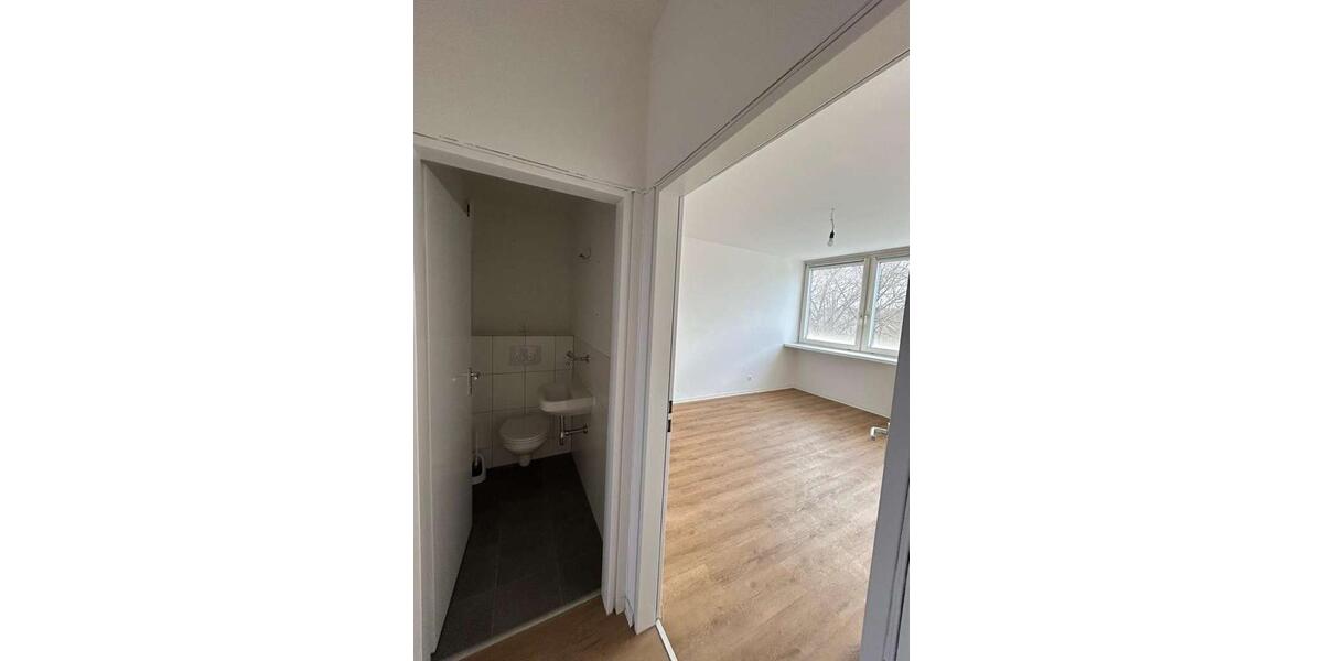 Etagenwohnung Karlsruhe Wettersbach - 3 Zimmer, 81 m&sup2;, 820&euro; | Angebot:25341250