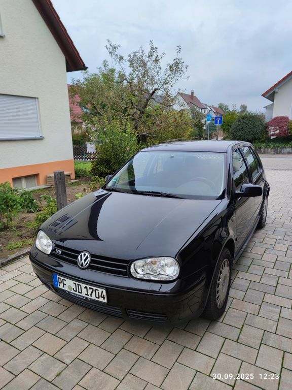 VW Golf 158.600 km 4.000 € Ölbronn - Dürrn 75248