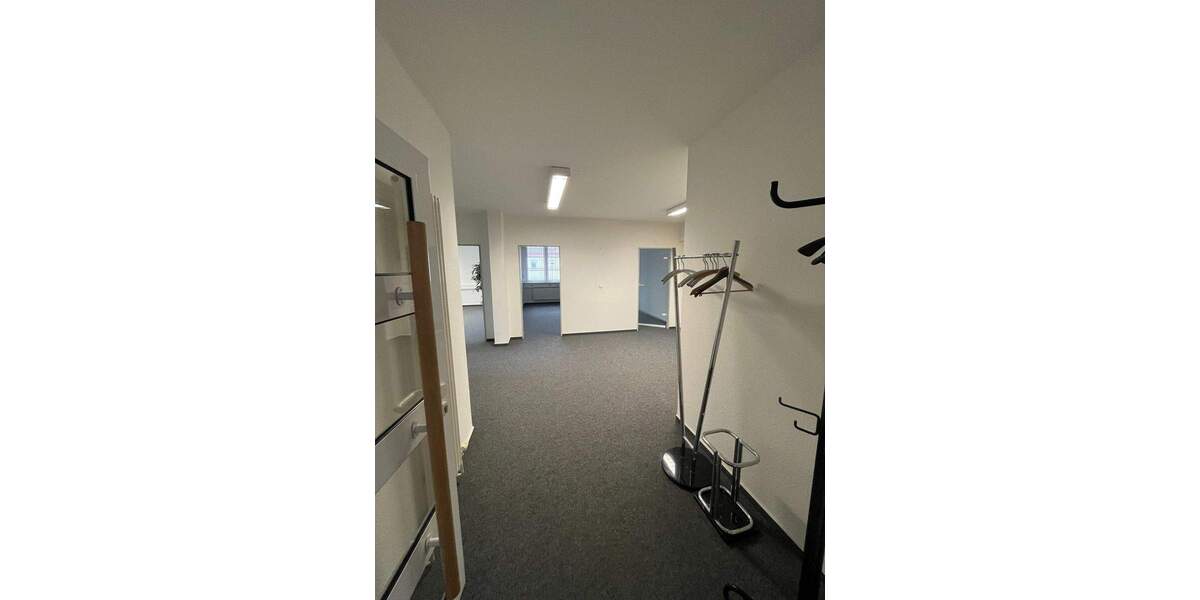 Einfamilienhaus Karlsruhe Neureut - 1.950&euro; | Angebot:25728707