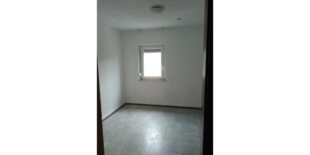 Dachgeschoßwohnung Maulbronn - 3 Zimmer, 60 m&sup2;, 520&euro; | Angebot:26407651