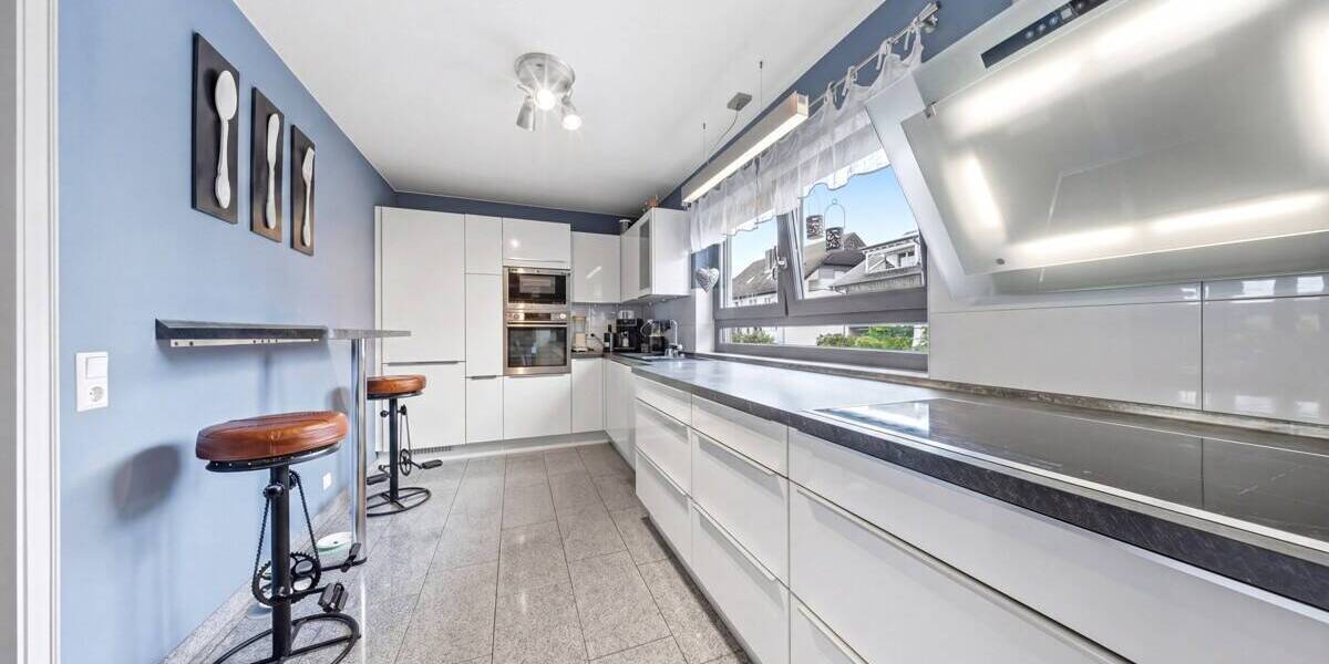 Doppelhaushälfte Stutensee Blankenloch - 8 Zimmer, 273 m&sup2;, 755.000&euro; | Angebot:26453482