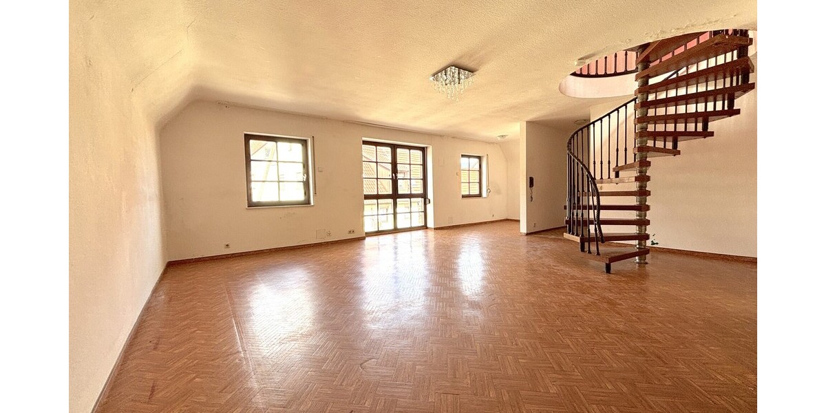 Zentrale Lage: 3-Zimmer Maisonettewohnung zur freien Gestaltung - Maisonettenwohnung Gernsbach | Angebot:26748184