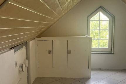 Kleine, clevere 1,5-Zimmer-Wohnung am Wasser mit Einbauküche und viel Stauraum 1 zimmer