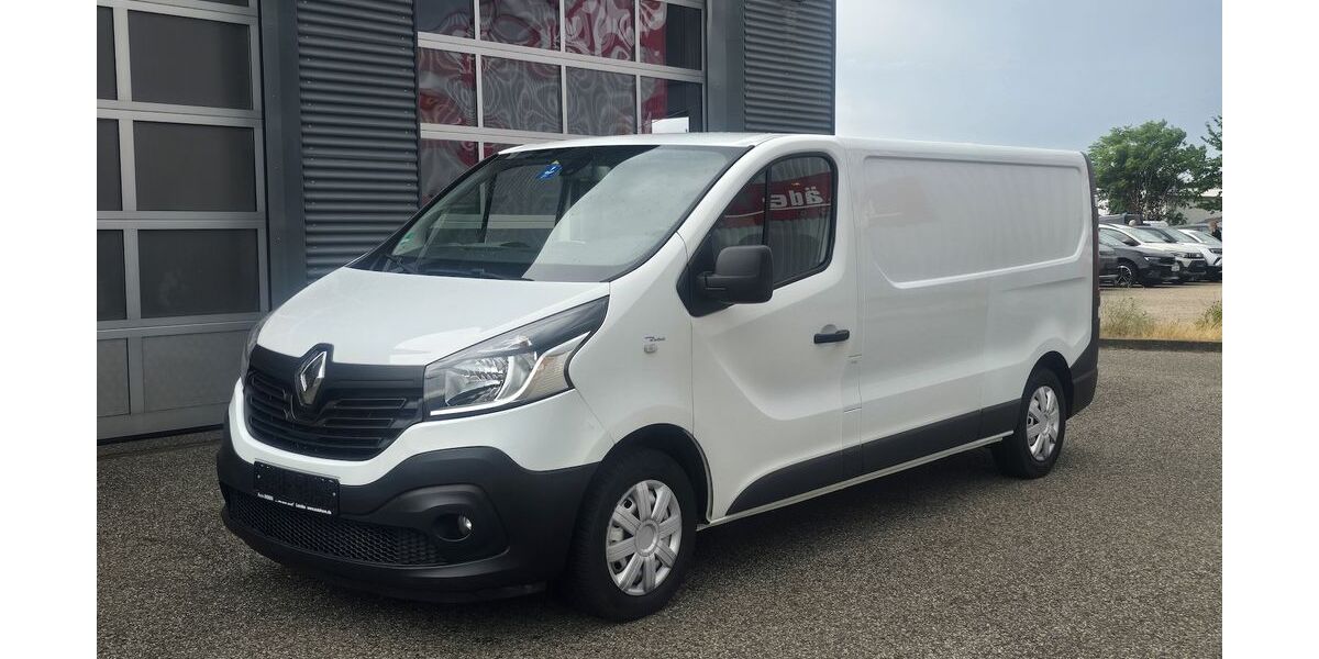 Renault Trafic 93.000 km 15.499 &euro; Landau 76829