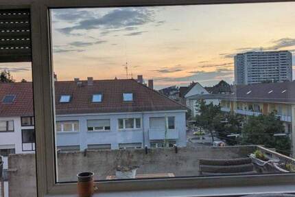 Zentral gelegenes WG-Zimmer mit Balkon in 2-Zimmer-Wohnung - Innenstadt-West, Karlsruhe 2 zimmer