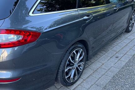 Ford Mondeo 138.630 km 17.900 € karlsruhe 76135