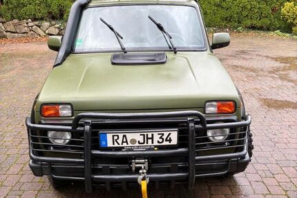 Lada Niva 10.000 km 18.800 € Kuppenheim 76456