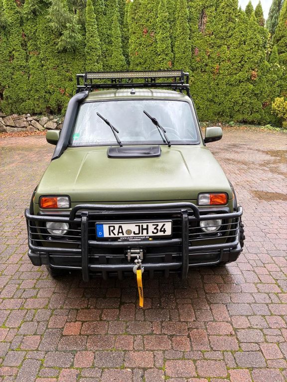 Lada Niva 10.000 km 18.800 € Kuppenheim 76456