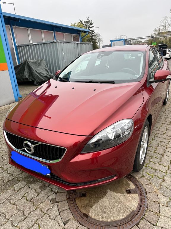 Volvo V40 84.000 km 12.000 € Lingenfeld 67360