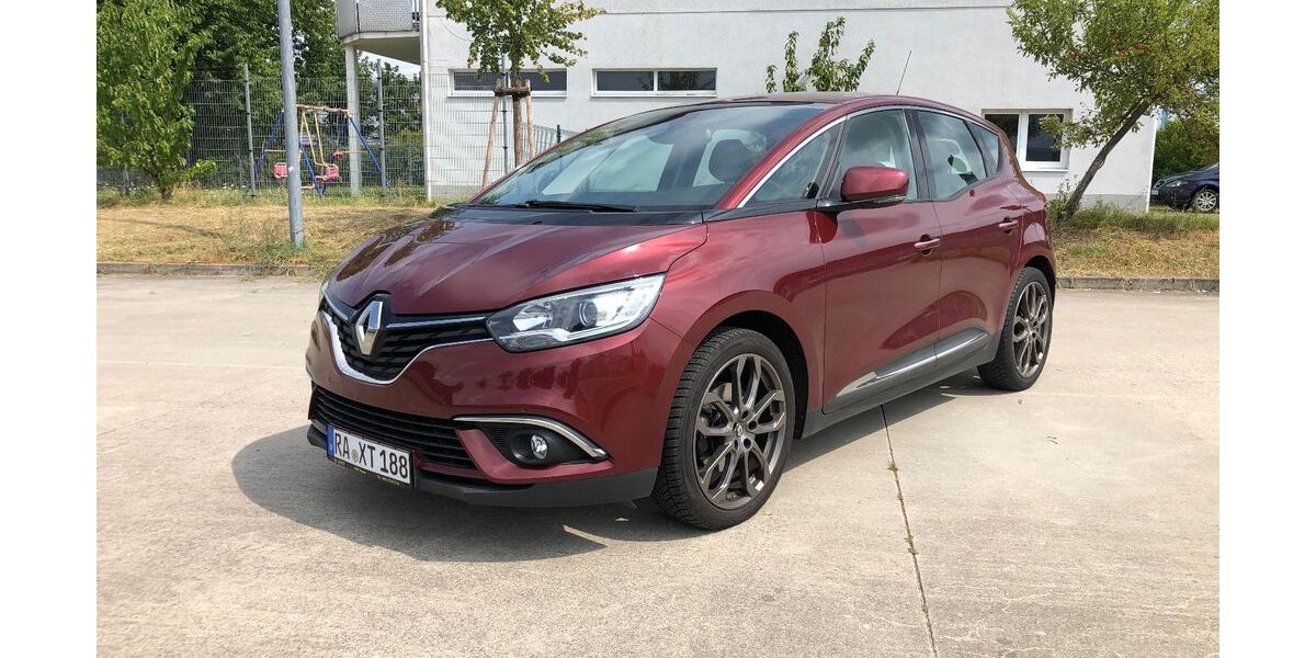 Renault Scenic 98.000 km 10.900 &euro; Ötigheim 76470