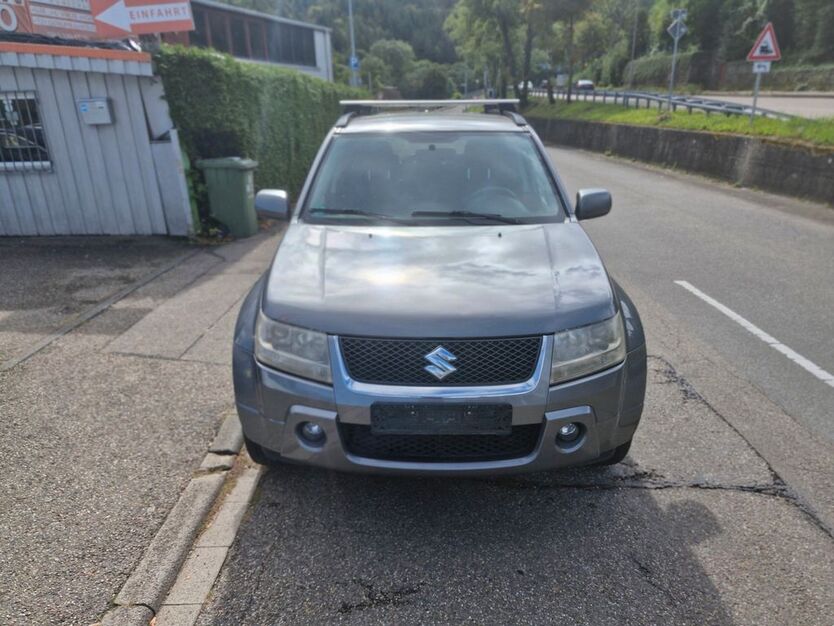 Suzuki Grand Vitara 278.000 km 2.900 € Birkenfeld bei Pforzheim 75217