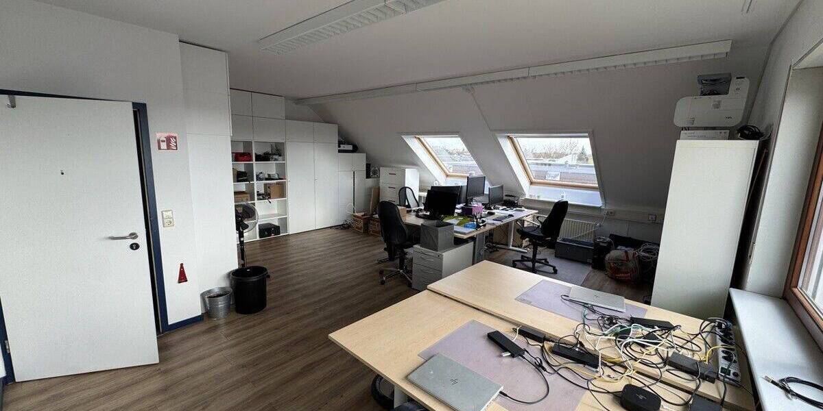 Gewerbeobjekt Karlsruhe Knielingen - 3 Zimmer, 163 m&sup2;, 1.200&euro; | Angebot:25706126