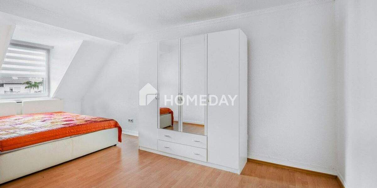 Etagenwohnung Pforzheim Nordstadt - 3 Zimmer, 75 m&sup2;, 195.000&euro; | Angebot:25373564