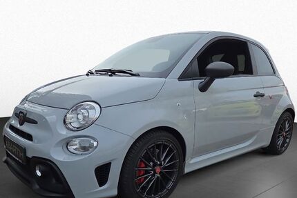 Abarth 695 9.350 km 25.990 &euro; Pforzheim 75179