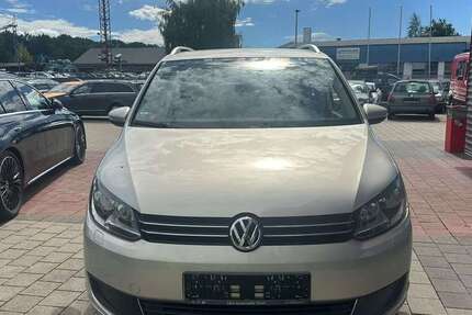 VW Touran 219.625 km 6.999 € Rastatt 76437