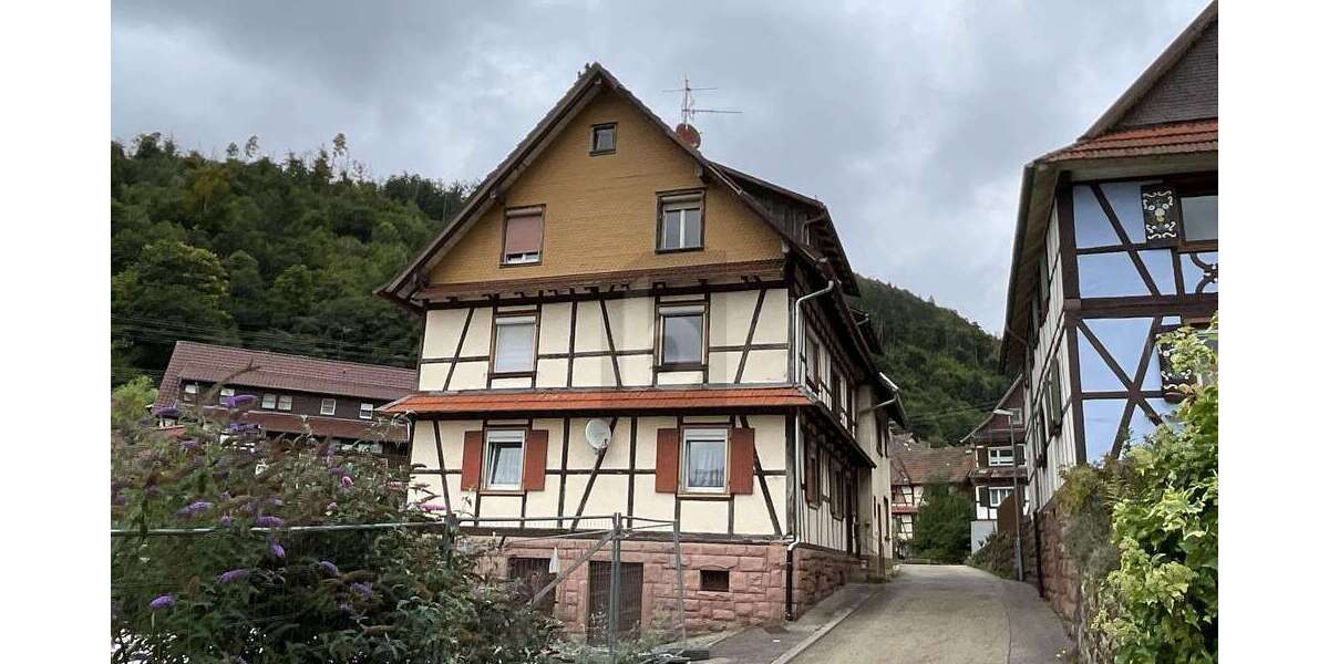 Einfamilienhaus Gernsbach - 16 Zimmer, 352 m&sup2;, 269.000&euro; | Angebot:26878728
