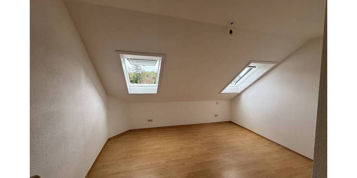 Etagenwohnung Bretten - Kupferhälde Bretten - 3 Zimmer, 70 m&sup2;, 219.000&euro; | Angebot:25682177