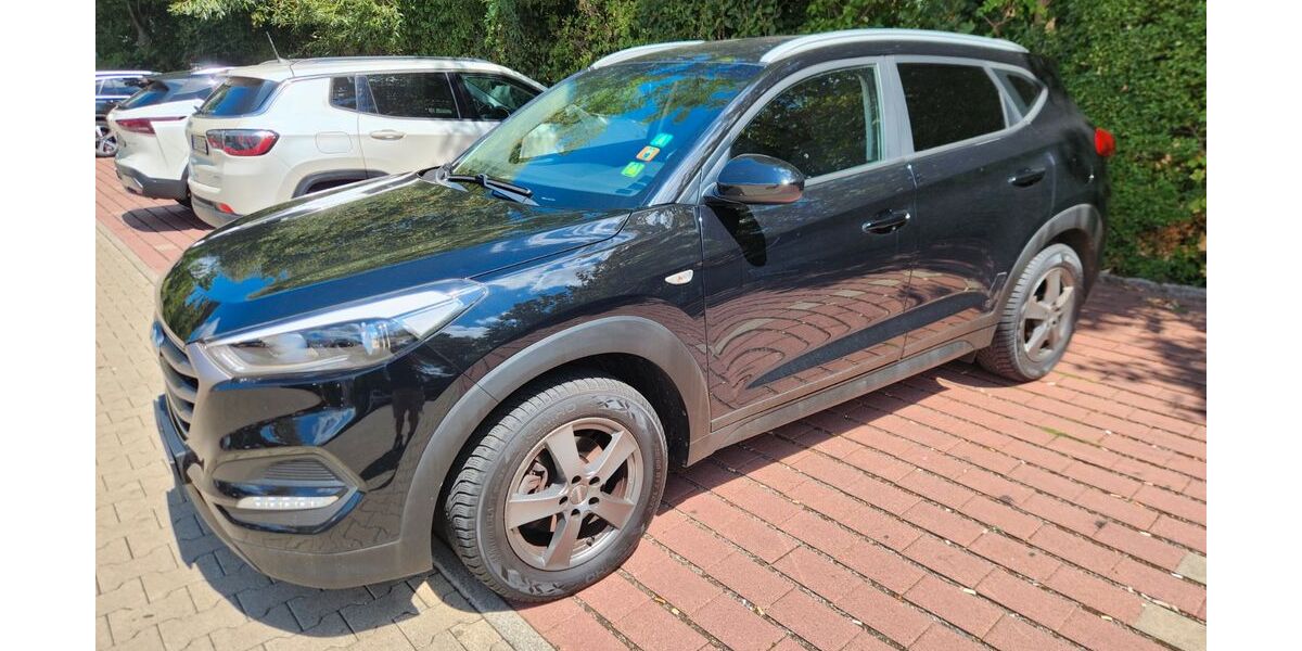 Hyundai TUCSON 77.000 km 13.800 &euro; Pforzheim 75179