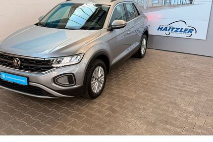 VW T-Roc 7.800 km 28.450 € Gernsbach 76593