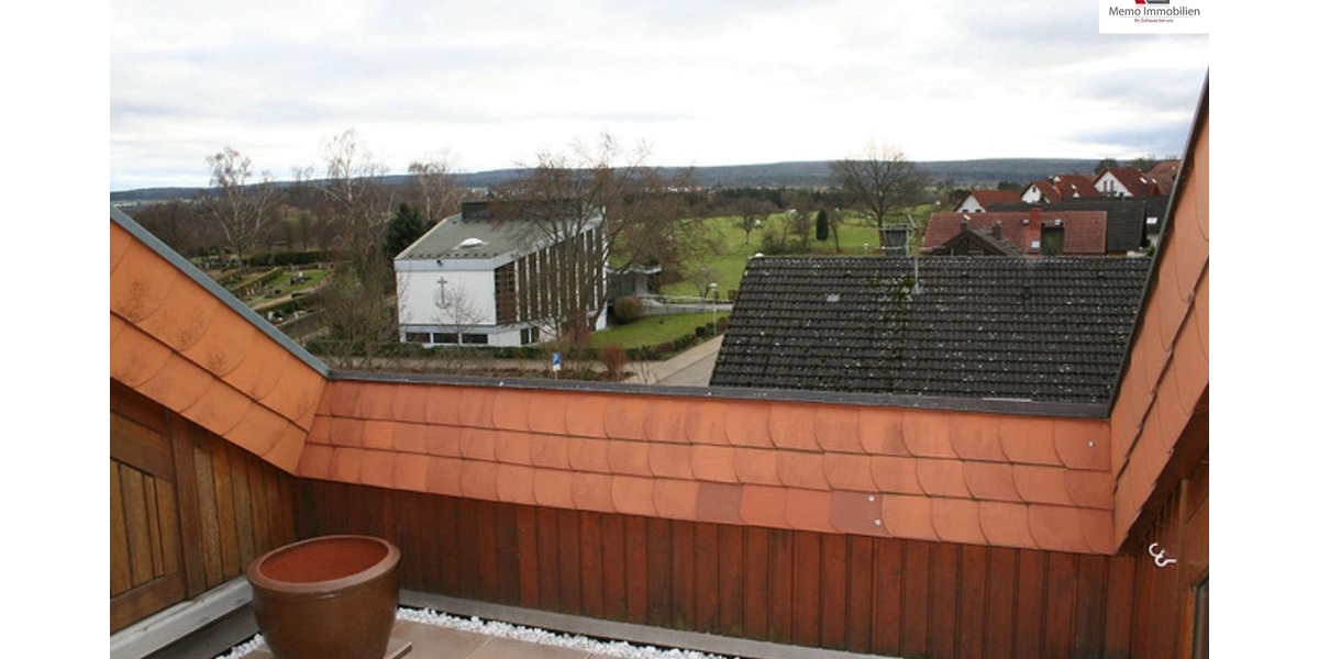 °°° MODERNE DACHGESCHOSSWOHNUNG MIT TERRASSE, TGL-BAD, EINBAUKÜCHE UND TIEFGARAGE °°° - Dachgeschoßwohnung Karlsbad | Angebot:22191116