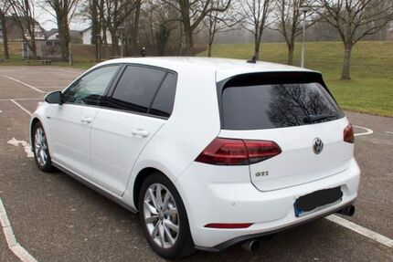 VW Golf 110.000 km 19.700 &euro; Rastatt 76437