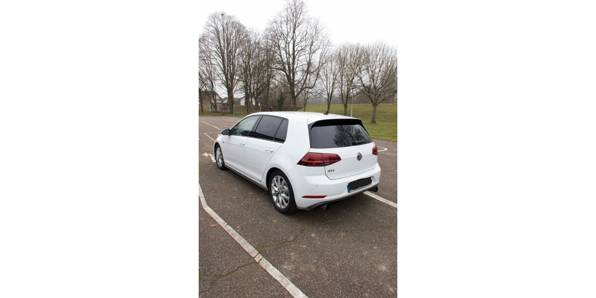 VW Golf 110.000 km 19.700 &euro; Rastatt 76437