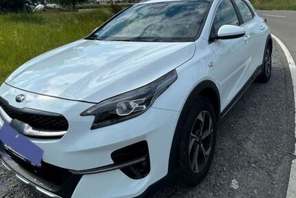 Kia XCeed 79.000 km 12.400 € Neulingen 75245
