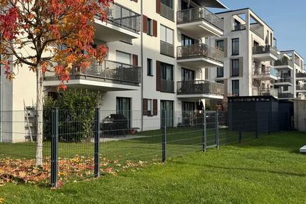 Helle 3-Zi.-Gartenwohnung mit hochwertiger Einbauküche zimmer