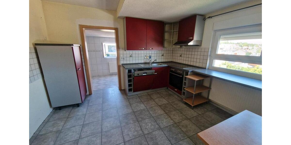 Etagenwohnung Bretten - 3 Zimmer, 95 m&sup2;, 1.100&euro; | Angebot:26411652