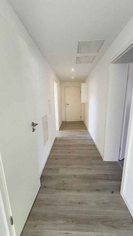 Elegantes Wohnen auf neuem Niveau - 3 Zimmer, stilvoll saniert mit neuer EBK- Erstbezug!