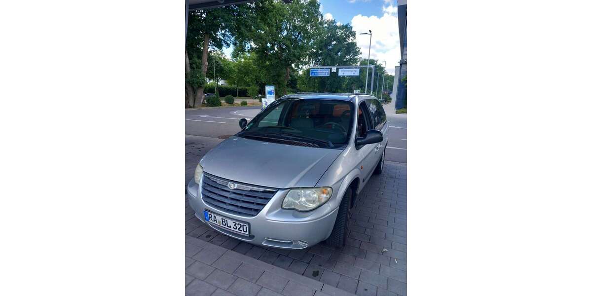 Chrysler Voyager 257.000 km 800 € Rastatt 76437