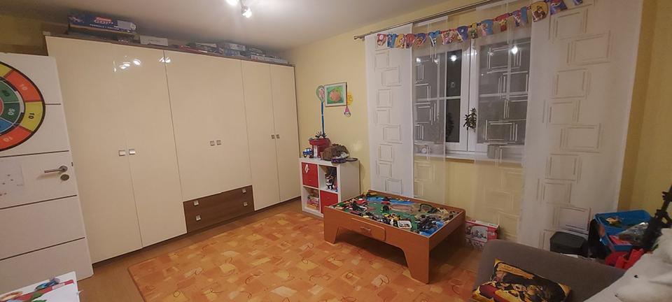 Einfamilienhaus Karlsruhe Neureut - 8 Zimmer, 200 m&sup2;, 998.000&euro; | Angebot:25332786