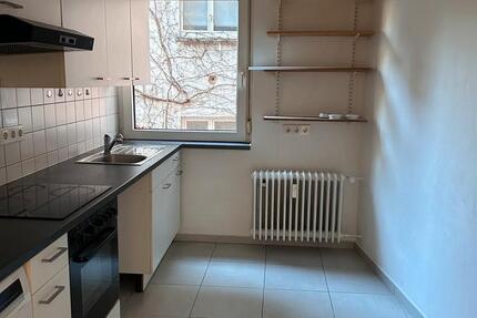3 Zi AltbauWohnung in Südweststadt Karlsruhe zu verkaufen