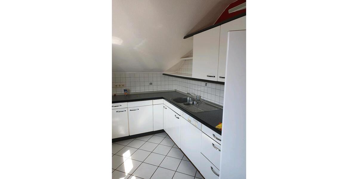Dachgeschoßwohnung Kraichtal - 3 Zimmer, 80 m&sup2;, 620&euro; | Angebot:25319625