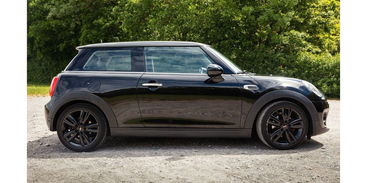 Mini ONE 95.500 km 8.500 &euro; Weingarten 76356