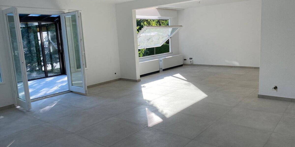 Einfamilienhaus Karlsruhe Durlach - 9 Zimmer, 310 m&sup2;, 4.900&euro; | Angebot:26486639