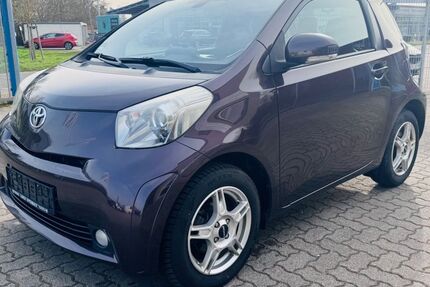 Toyota IQ 104.200 km 7.450 &euro; Bornheim 76879