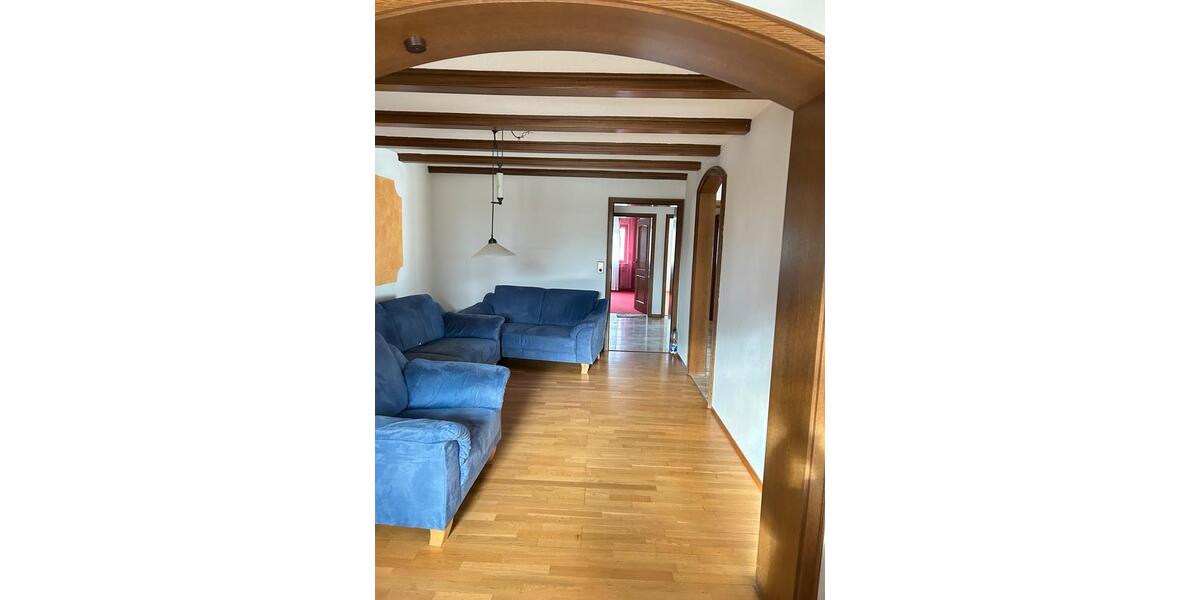 Etagenwohnung Steinmauern - 5 Zimmer, 150 m&sup2;, 1.200&euro; | Angebot:24976105