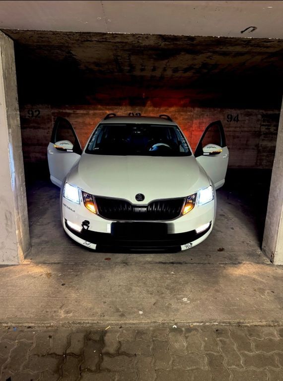 Skoda Octavia 171.000 km 12.900 € Karlsruhe 76189