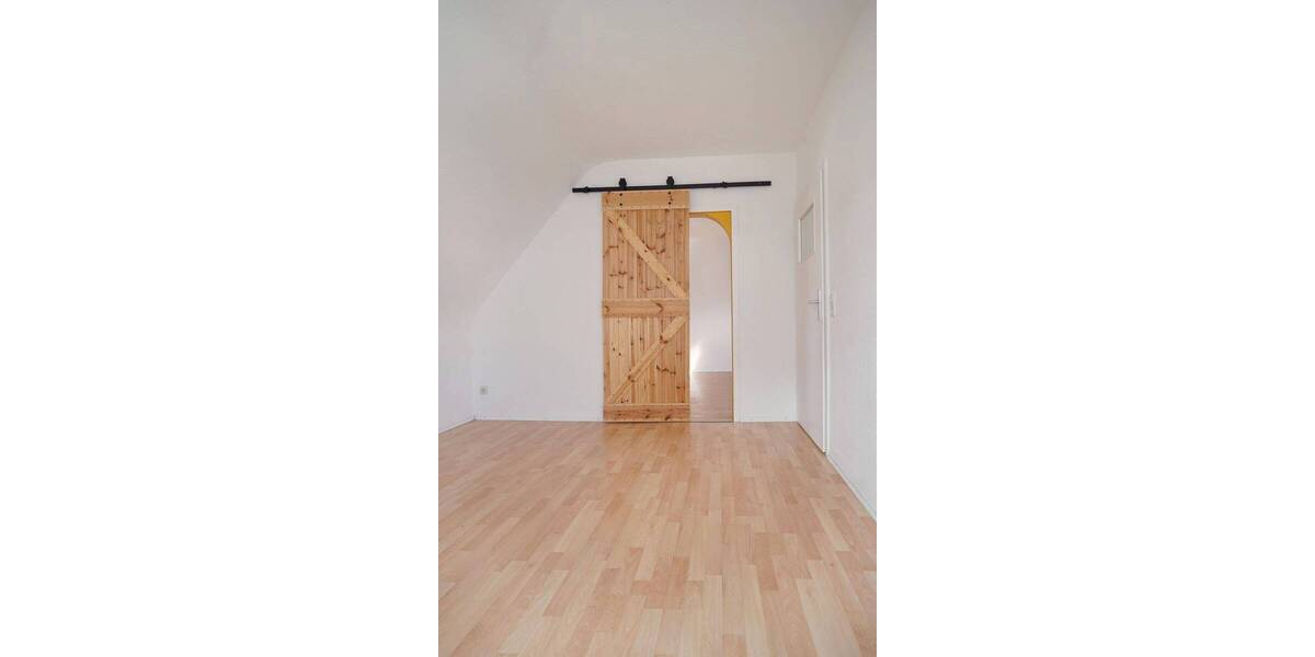 Doppelhaushälfte Bretten - 4 Zimmer, 93 m&sup2;, 450.000&euro; | Angebot:25745790