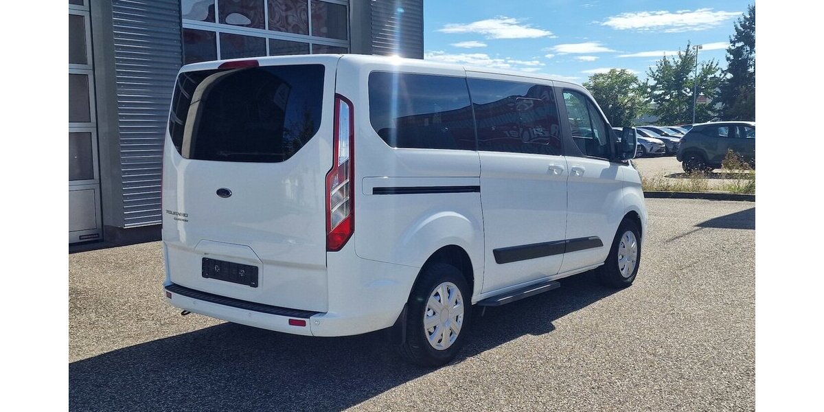 Ford Tourneo Custom 320 L1 H1 Tourneo Trend Klima 60.000 km 31.499 € Landau 76829