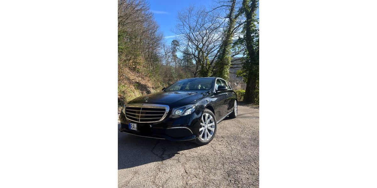 Mercedes-Benz E 400 146.532 km 28.500 &euro; Gernsbach 76593