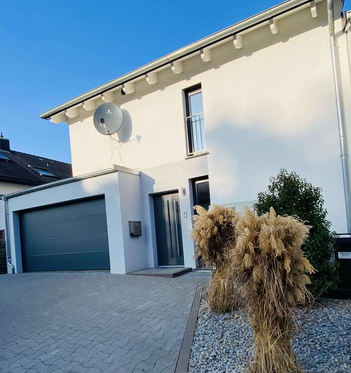 Haus zum Kaufen in Malsch 849.000 € 259 m²