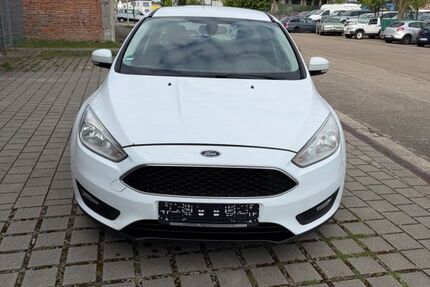 Ford Focus 386.000 km 3.490 &euro; Rastatt 76437