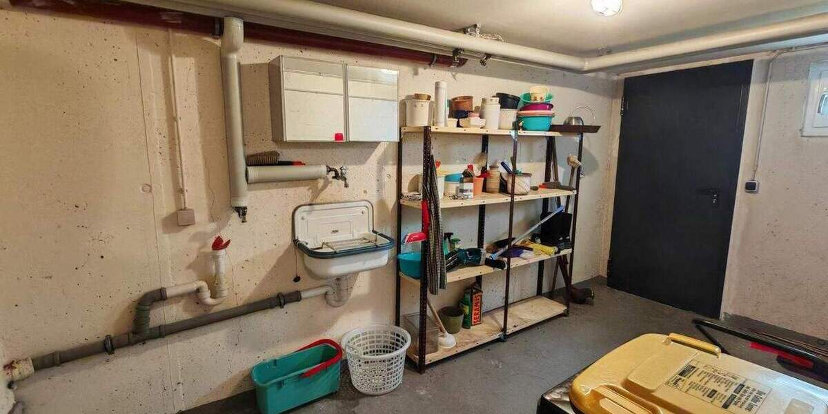 Reihenmittelhaus Pforzheim Büchenbronn - 5 Zimmer, 102 m&sup2;, 320.000&euro; | Angebot:25707655