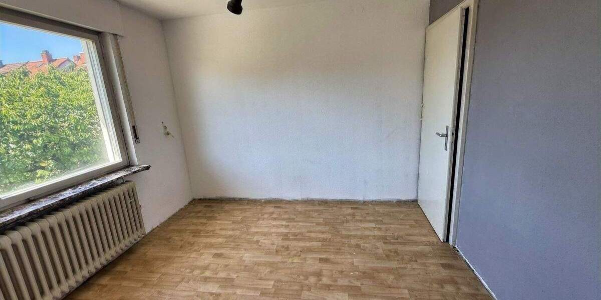 Reihenendhaus Ettlingen - 4 Zimmer, 110 m&sup2;, 300.000&euro; | Angebot:24270389