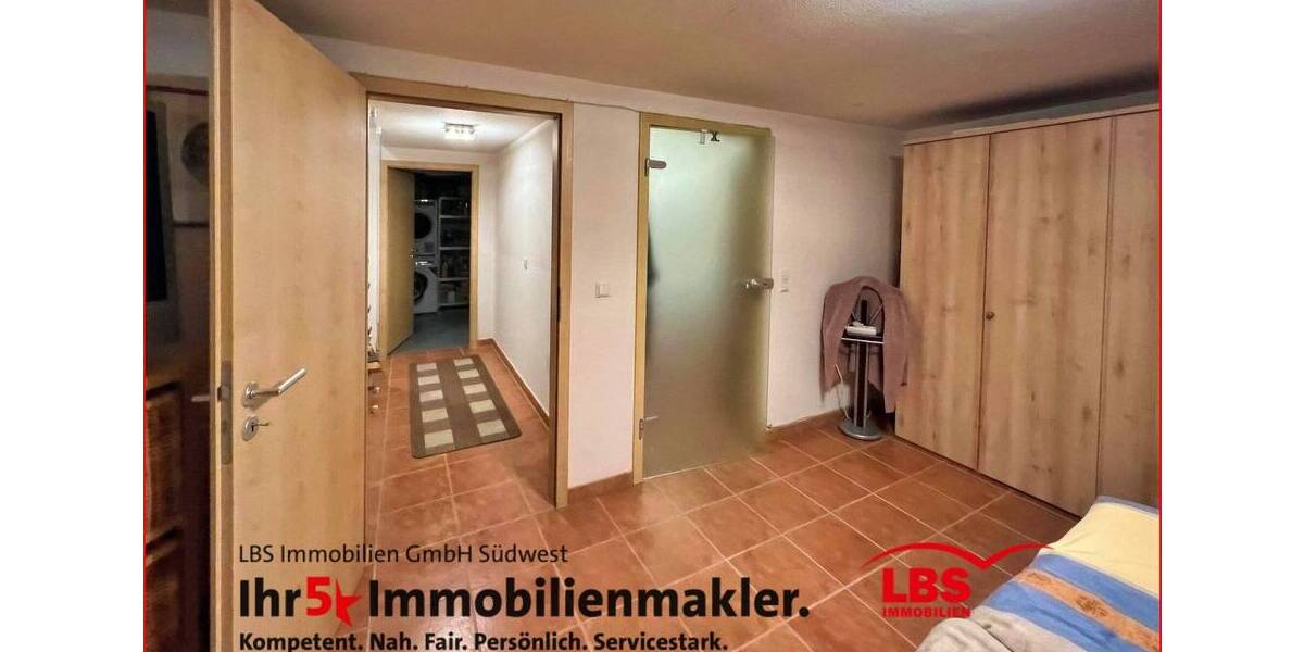 Reihenmittelhaus Pforzheim Nordstadt - 6 Zimmer, 149 m&sup2;, 495.000&euro; | Angebot:24024775