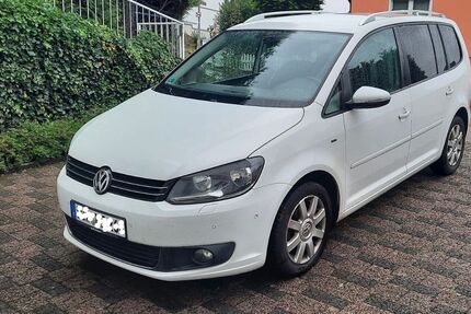 VW Touran 326.000 km 5.099 € Straubenhardt 75334