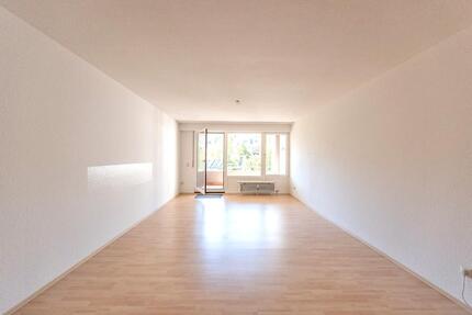 2-Zimmer Wohnung in toller Lage, mit Garagenstellplatz ! zimmer