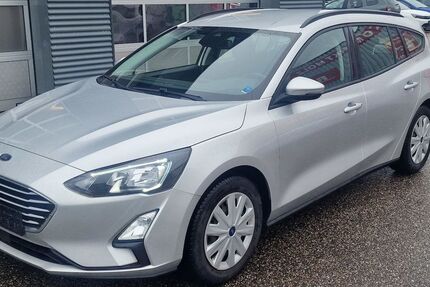 Ford Focus 52.000 km 14.799 &euro; Landau 76829